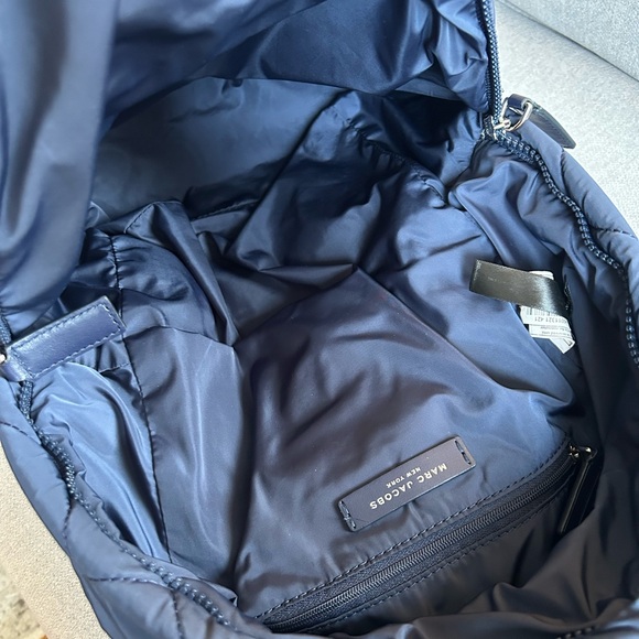 Marc Jacobs Midnight Blue Quilted Backpack, lightweight,really good condition - Picture 6 of 9